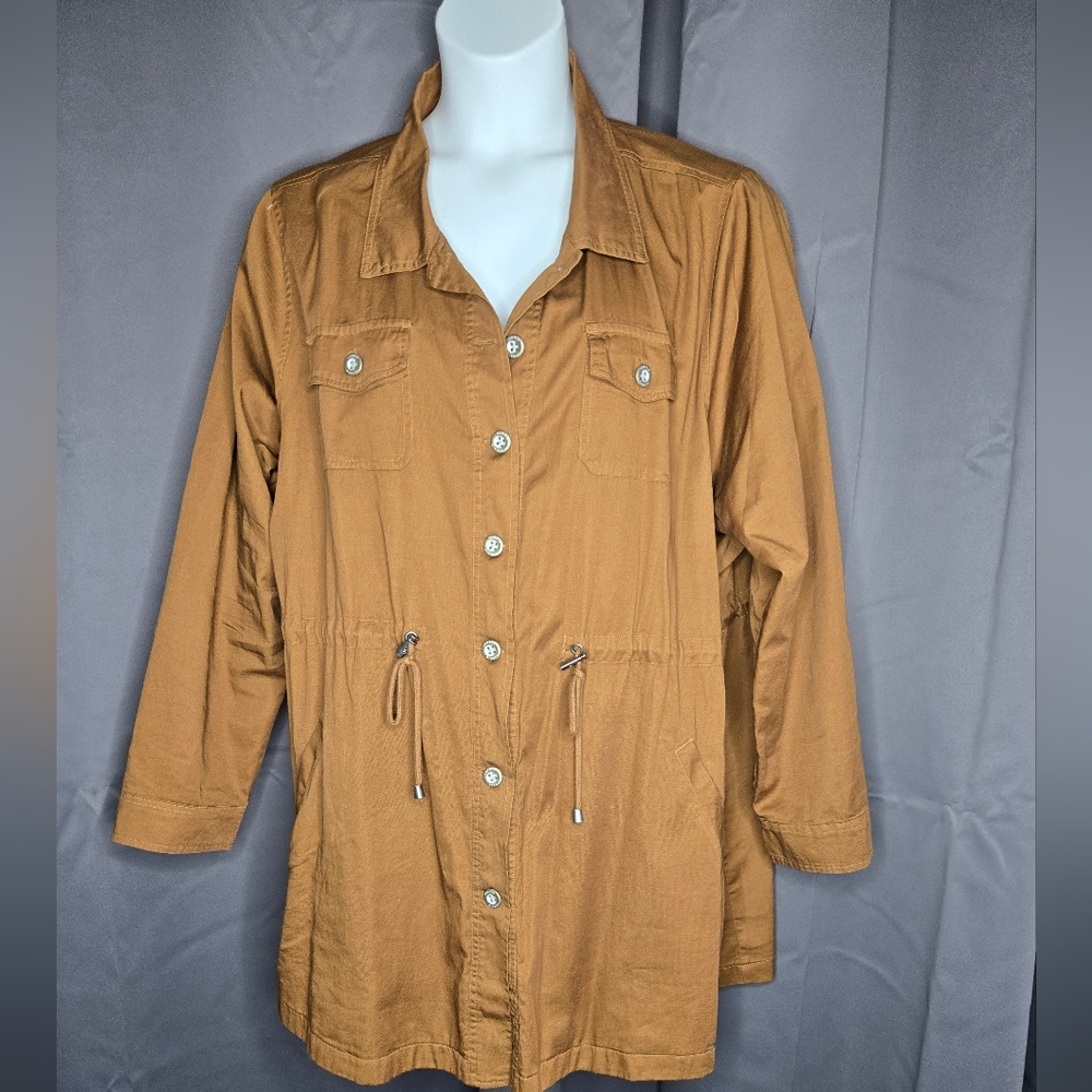 NWOT Torrid size 3 shaket